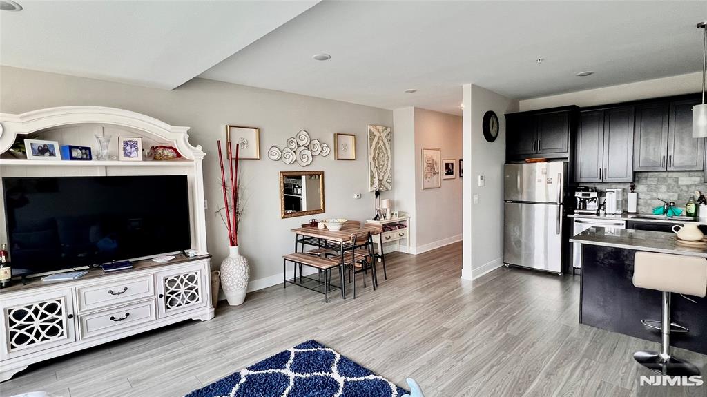 140 Overlook Avenue C 2