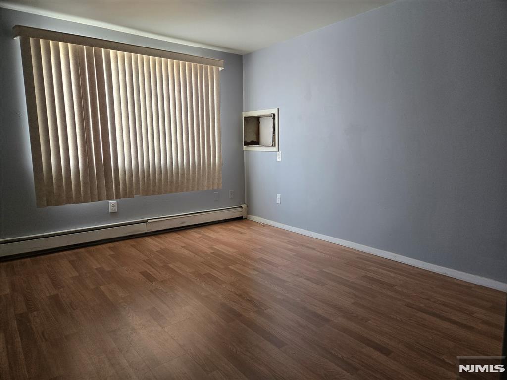 385 Westervelt Place