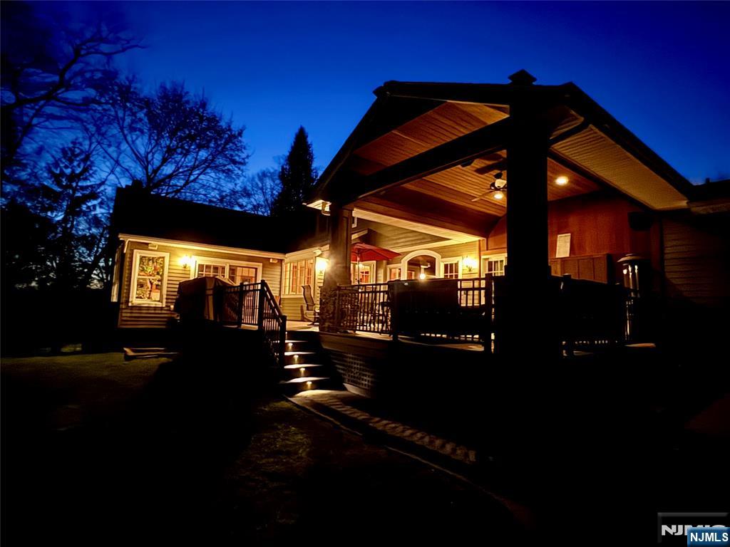 565 Dorchester Drive