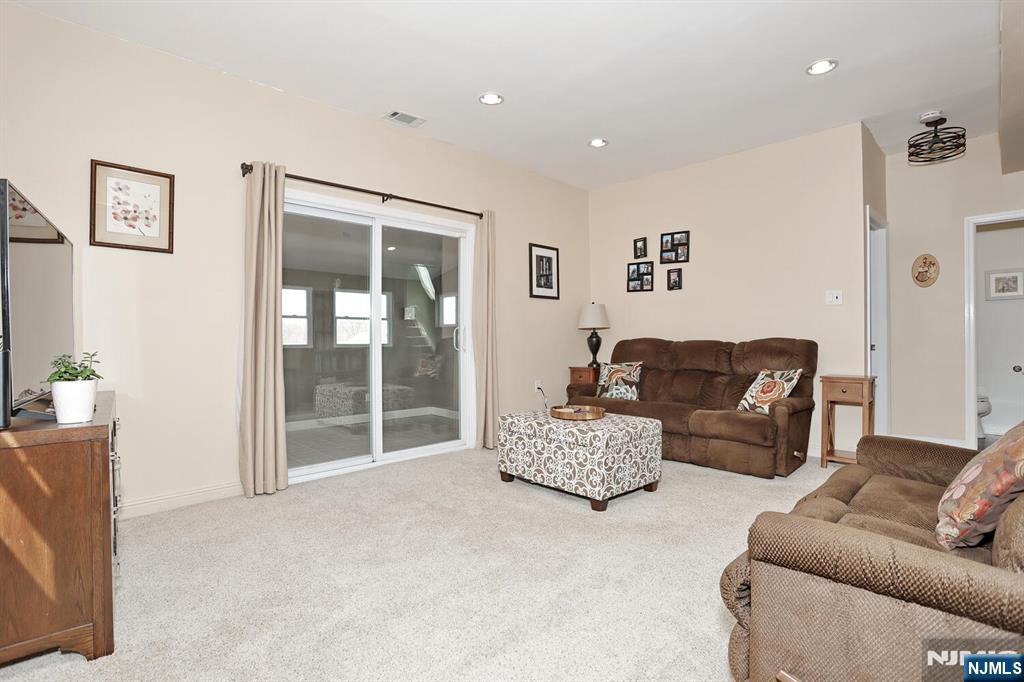 79 Highview Terrace