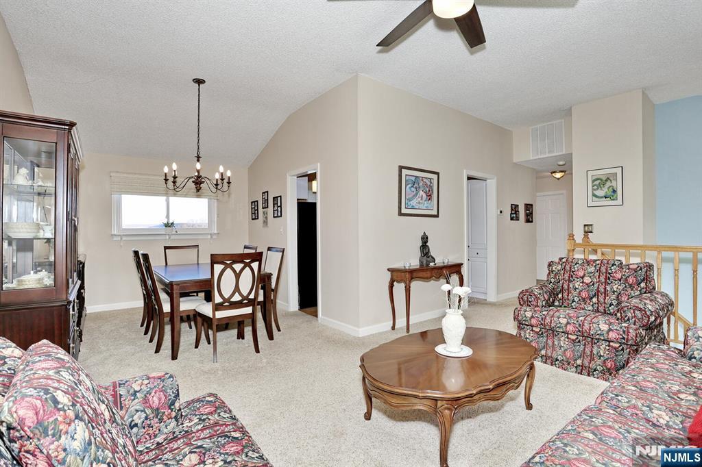 79 Highview Terrace