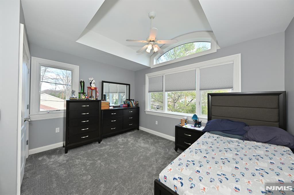 2604 Cleveland Avenue