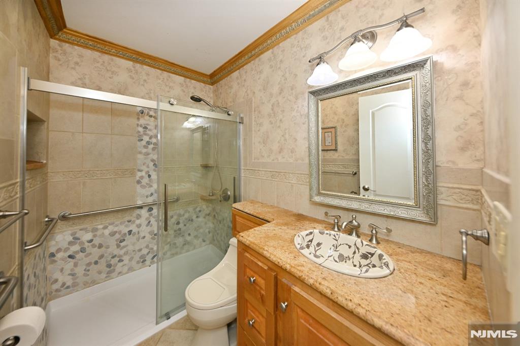 2604 Cleveland Avenue