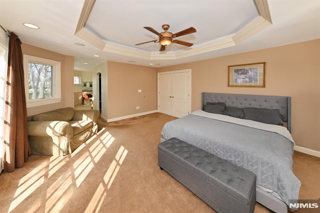 2604 Cleveland Avenue