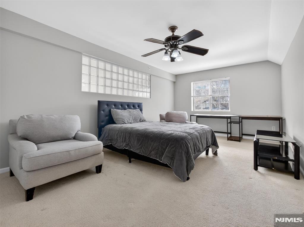 2506 Hemingway Lane