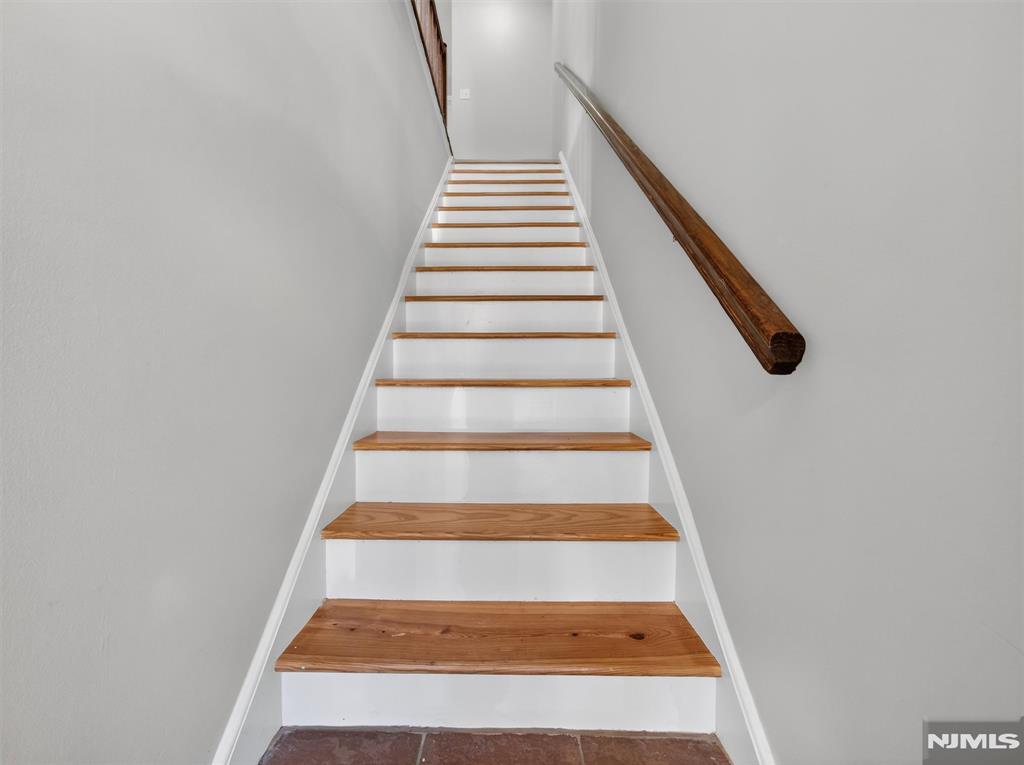 2506 Hemingway Lane