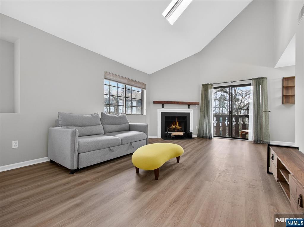 2506 Hemingway Lane