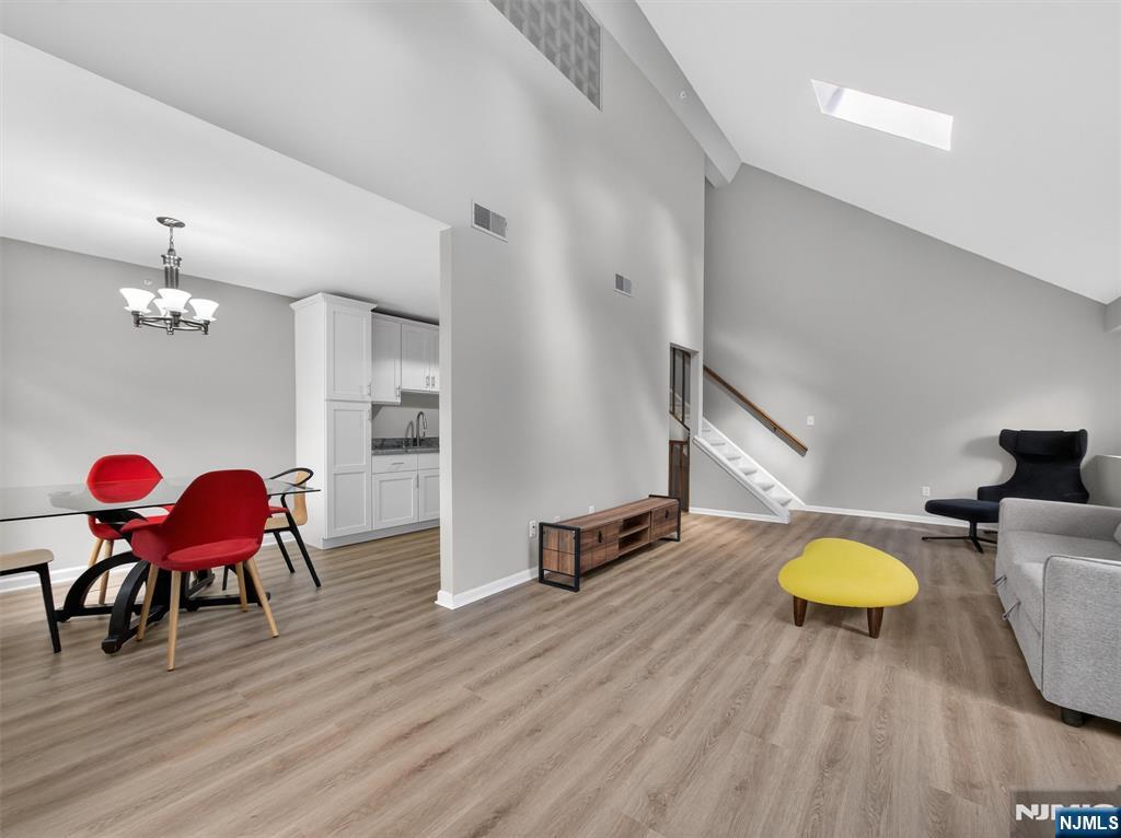 2506 Hemingway Lane