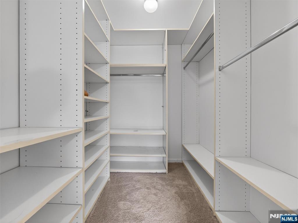 2506 Hemingway Lane