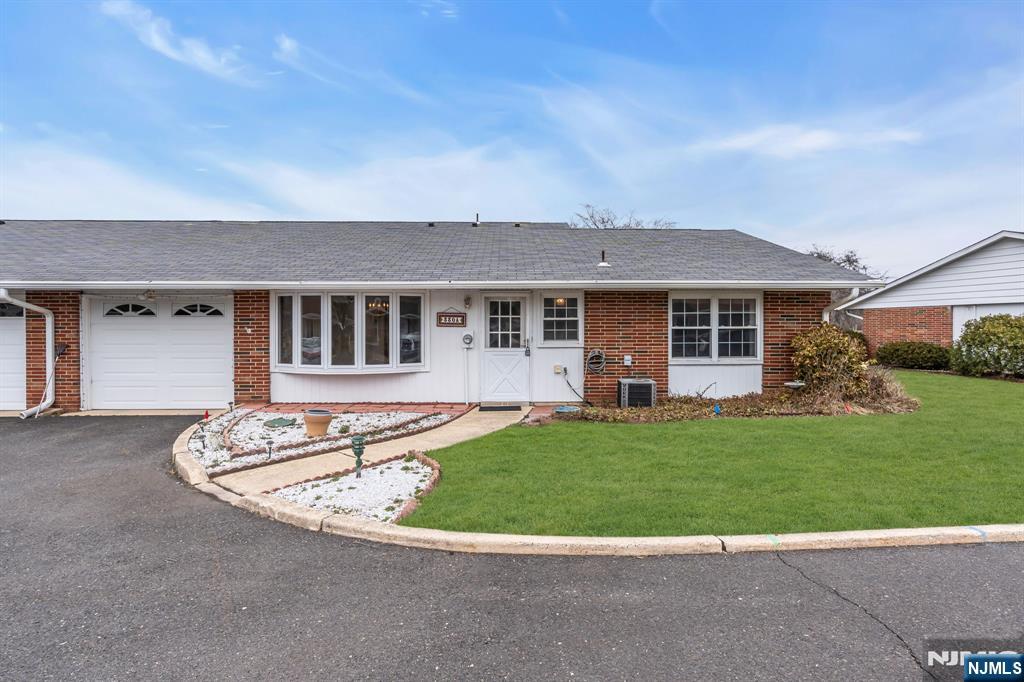 330A Canterbury Court 330 A