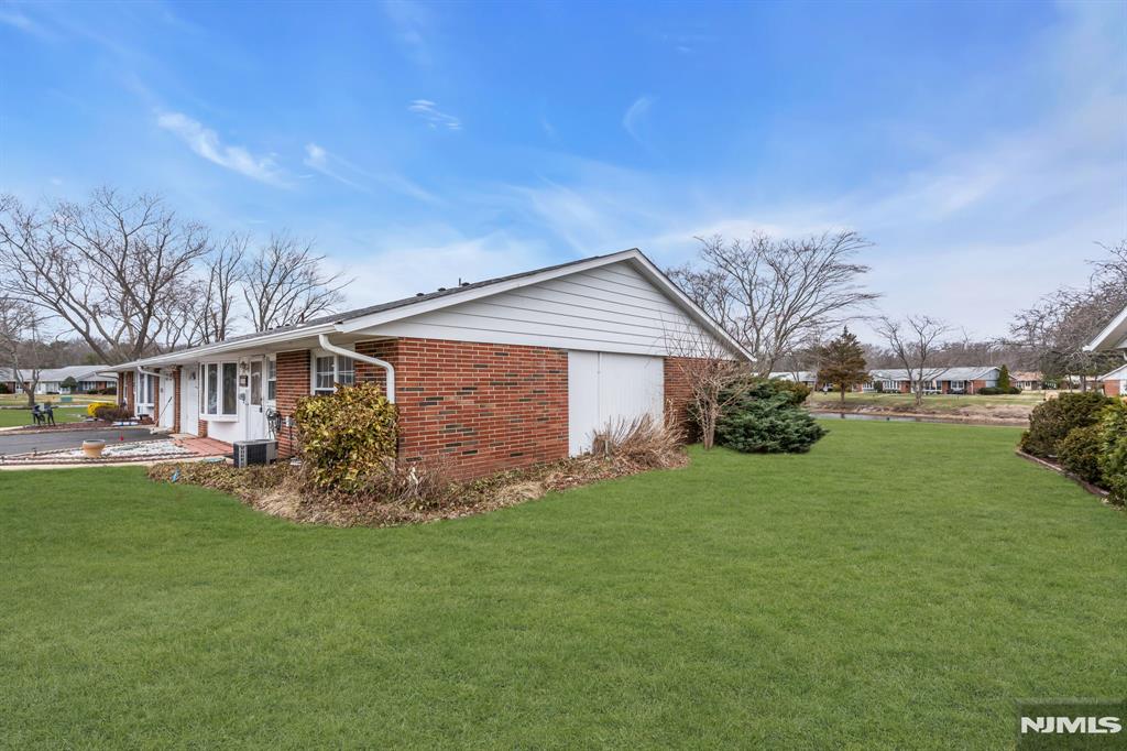 330A Canterbury Court 330 A