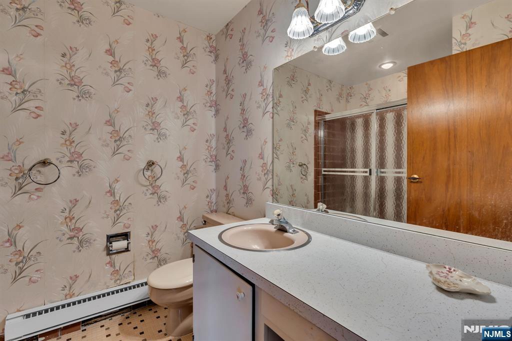 330A Canterbury Court 330 A
