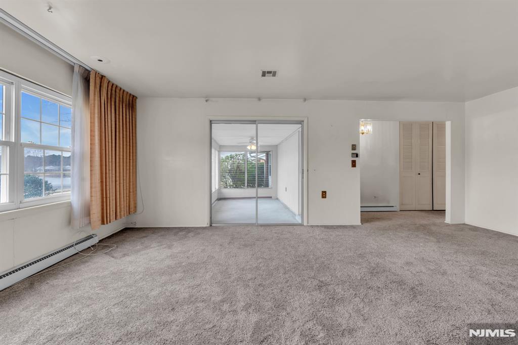 330A Canterbury Court 330 A