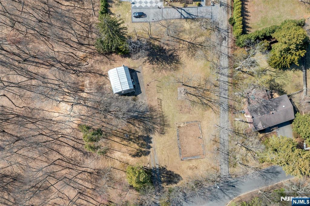 510 W Saddle River Road
