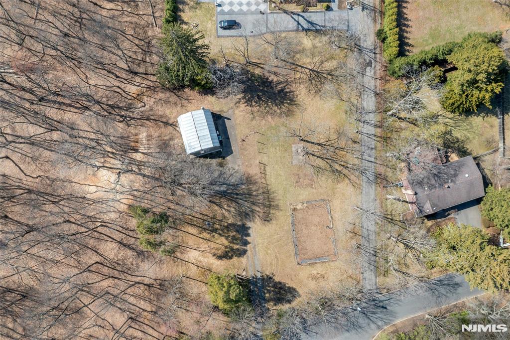 510 W Saddle River Road