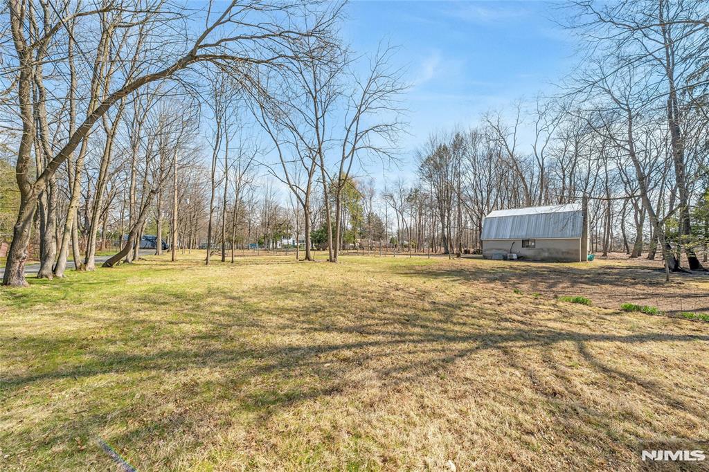 510 W Saddle River Road