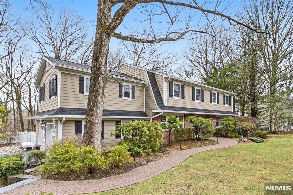 26 Valley Lane