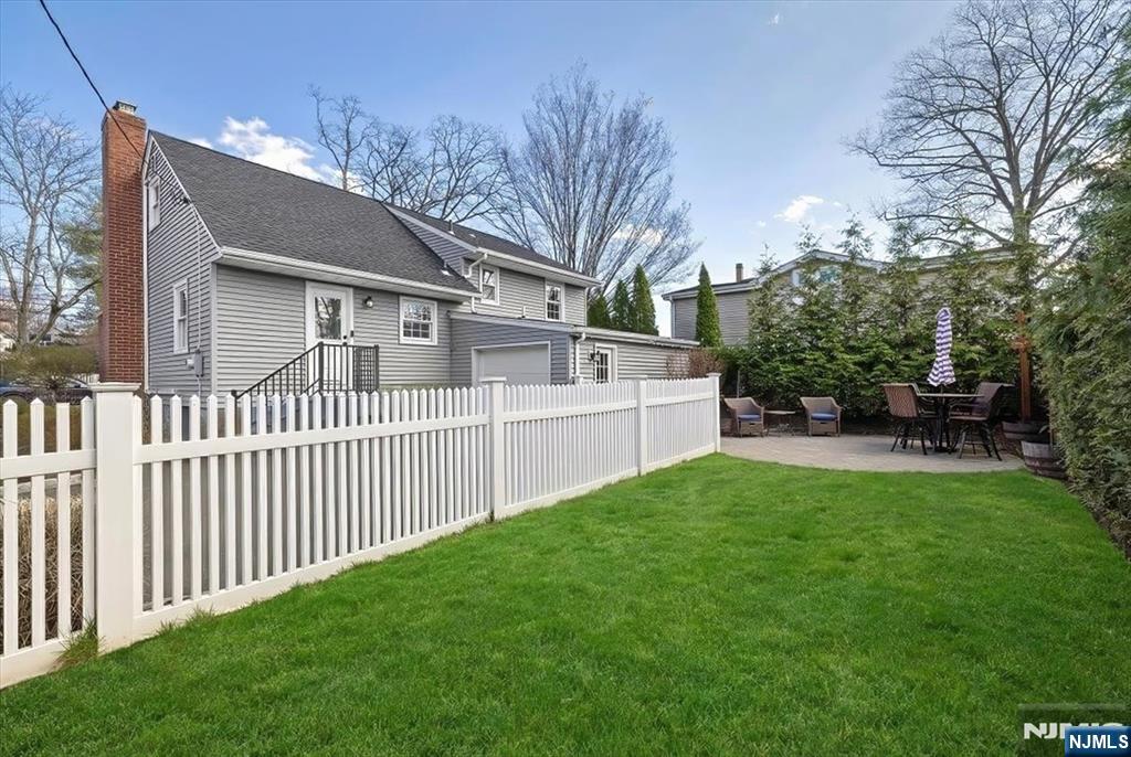 418 Fairfield Avenue