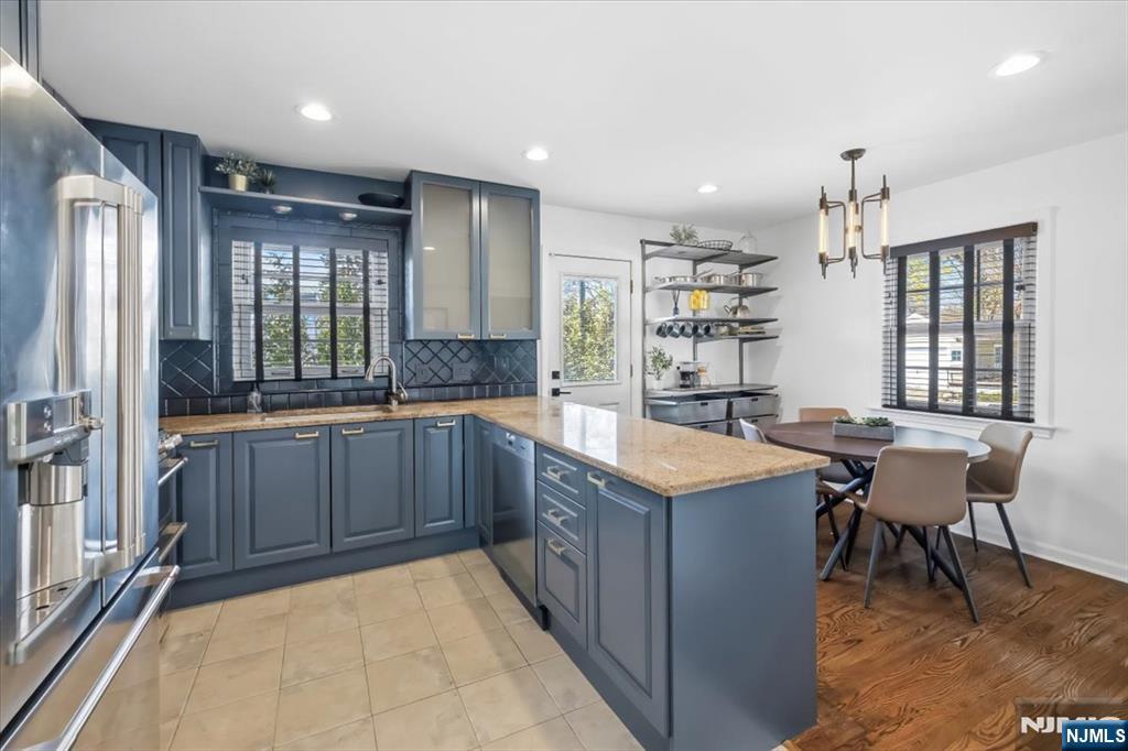 418 Fairfield Avenue