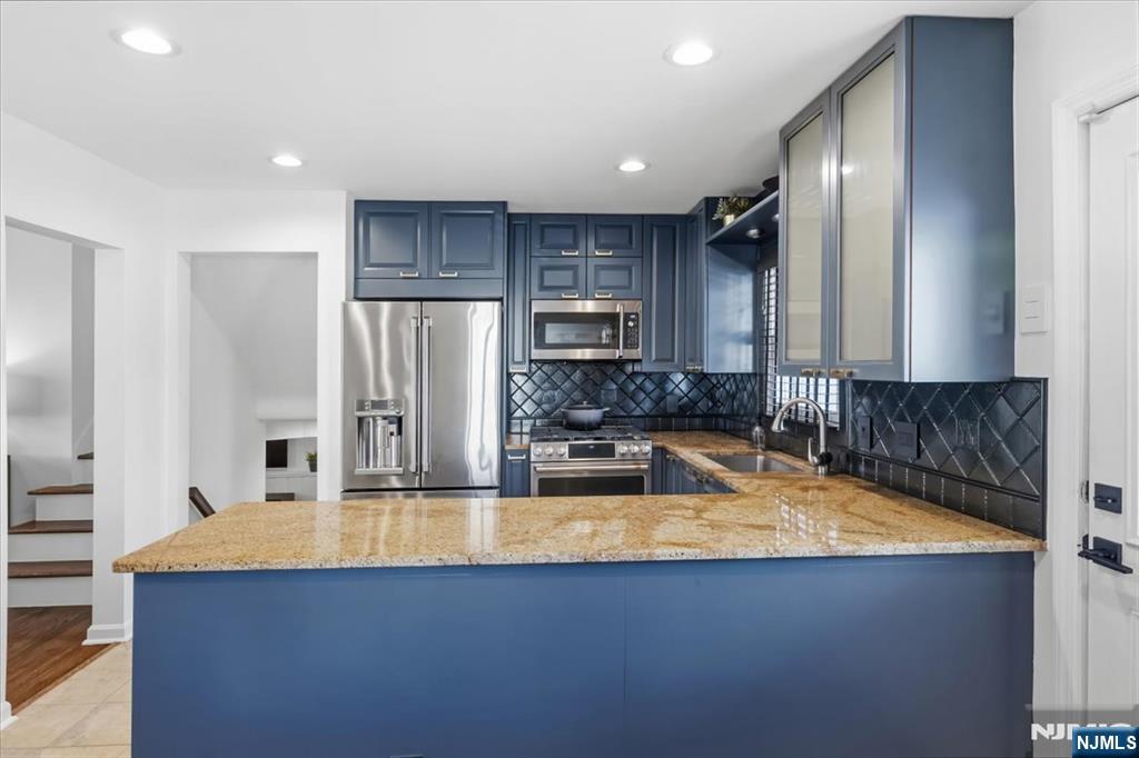 418 Fairfield Avenue