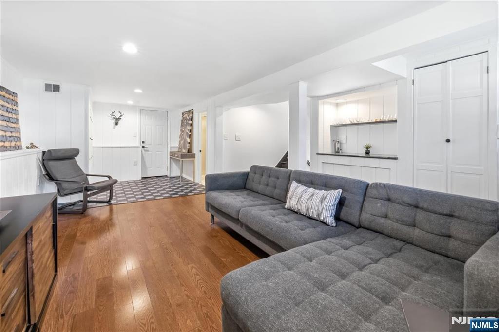 418 Fairfield Avenue