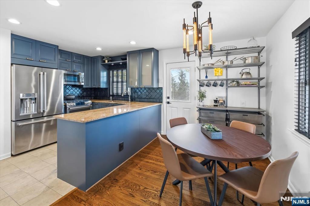 418 Fairfield Avenue