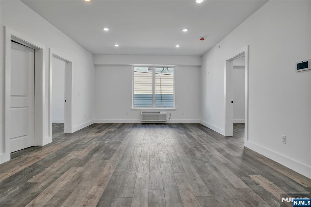 521 10th Street B2
