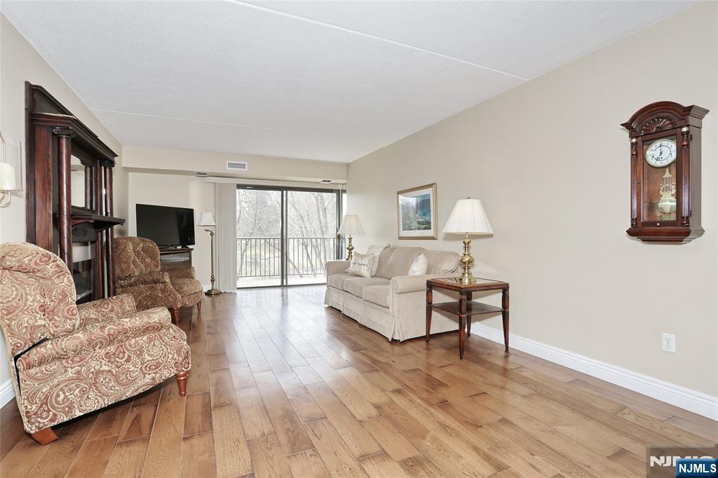 521 Piermont Avenue 306A