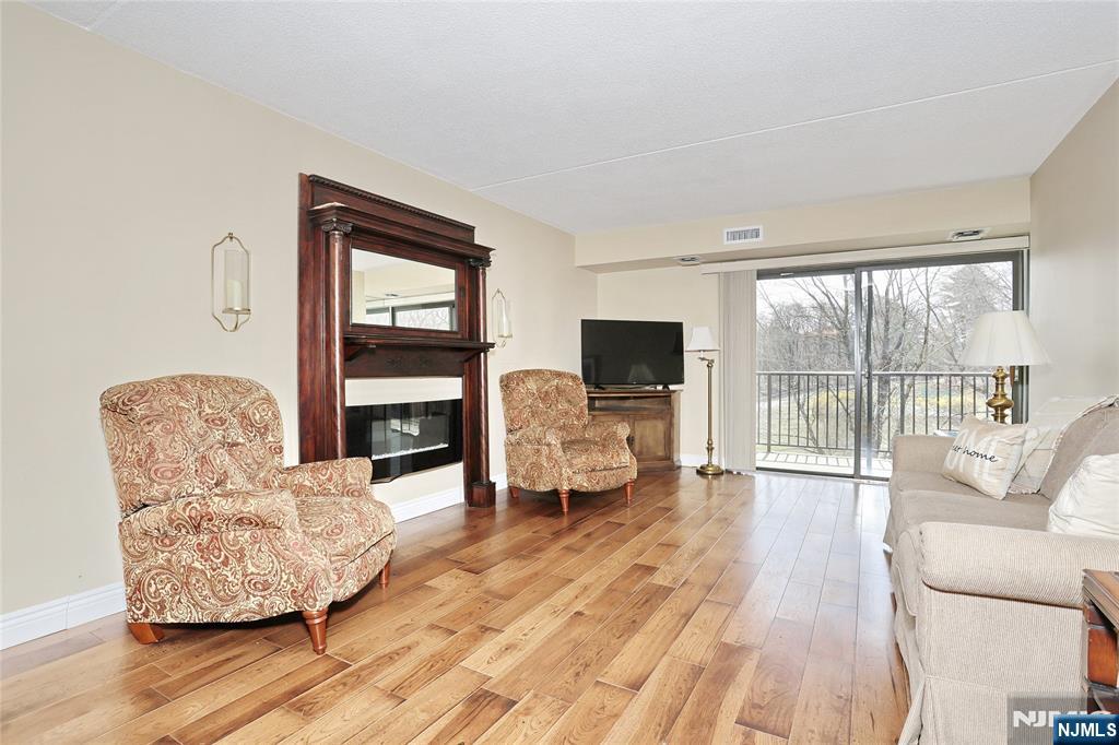 521 Piermont Avenue 306A