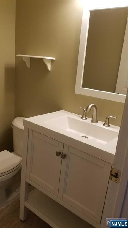 2218 Lancaster Court