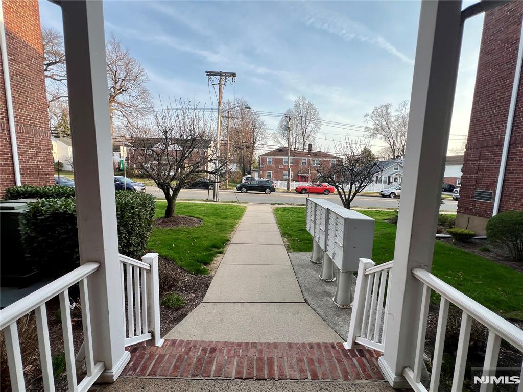 241 E Main Street 3A