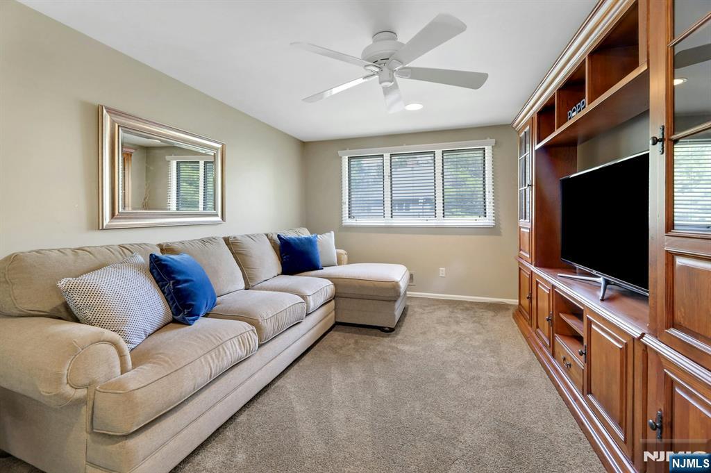 56 Longfellow Lane
