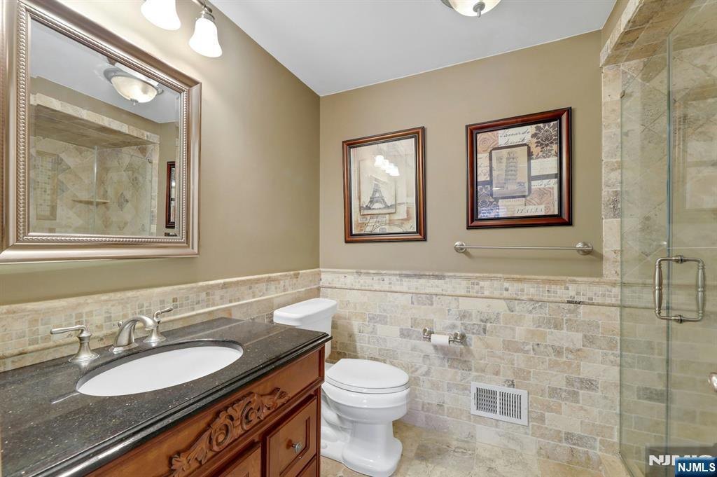 56 Longfellow Lane