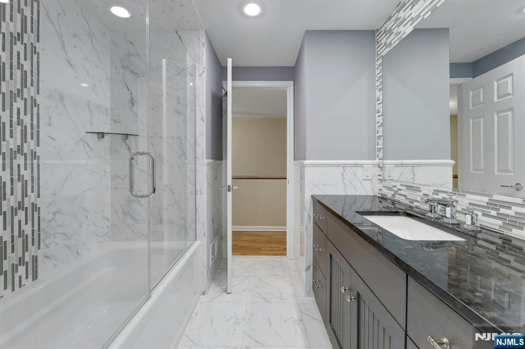 56 Longfellow Lane