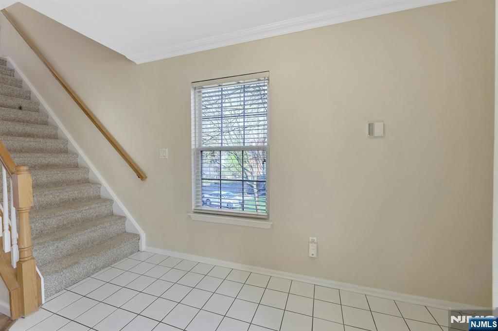 2109 Henry Court