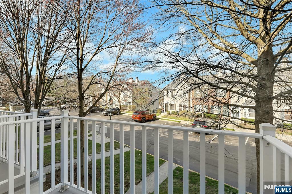 2109 Henry Court
