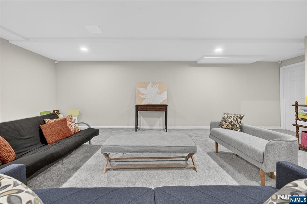 18 Stonewall Court