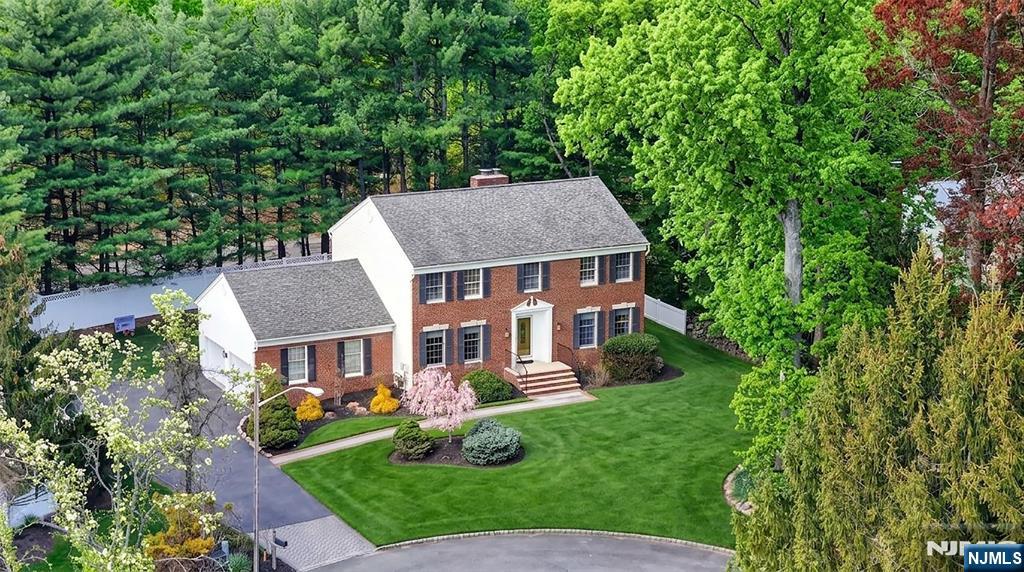 18 Stonewall Court