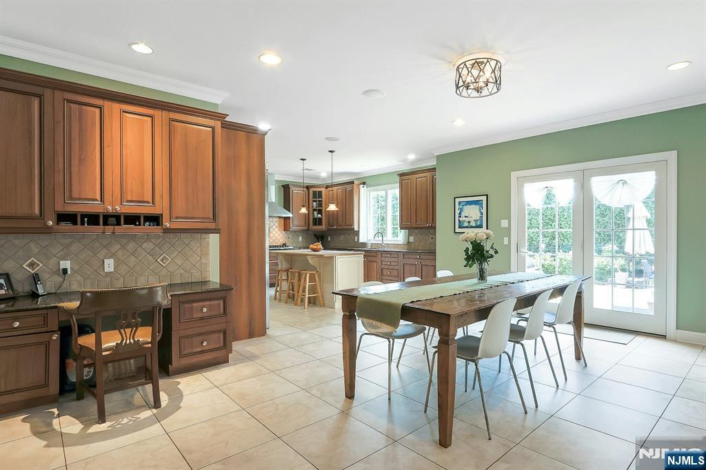 103 Ivy Lane