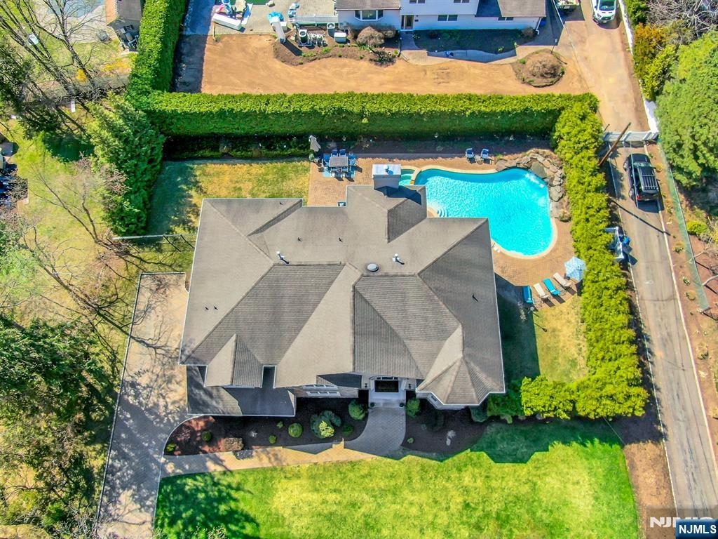 103 Ivy Lane