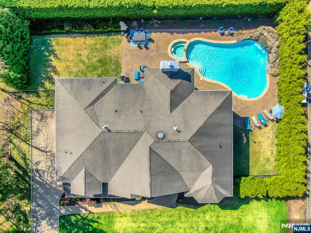 103 Ivy Lane