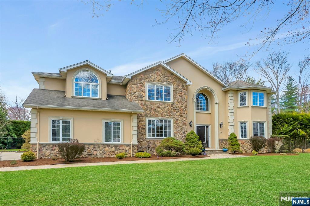 103 Ivy Lane