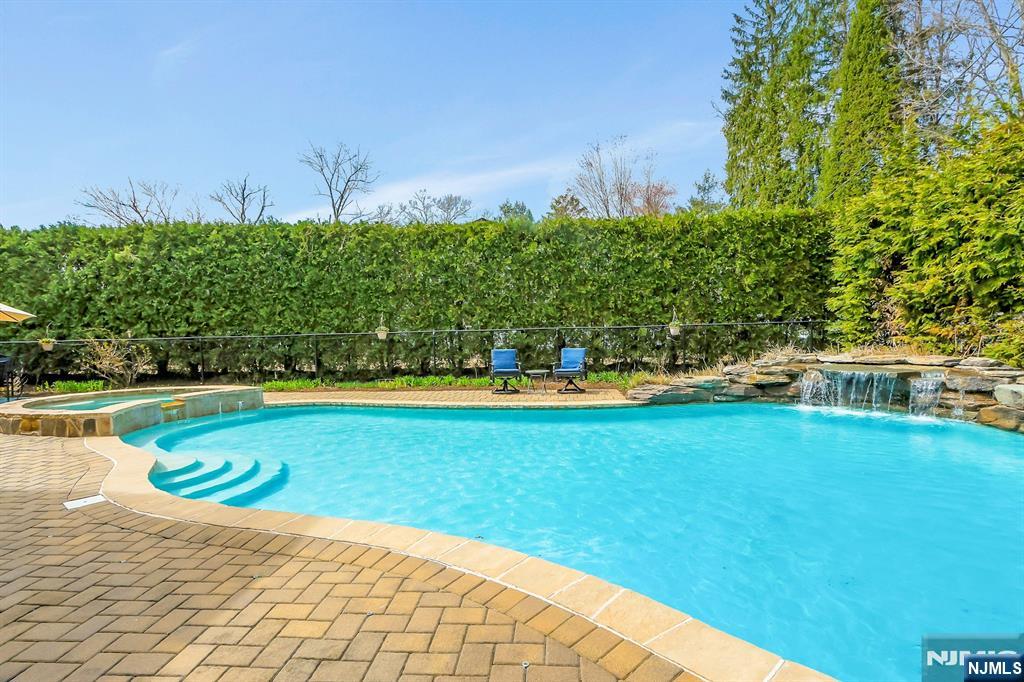 103 Ivy Lane