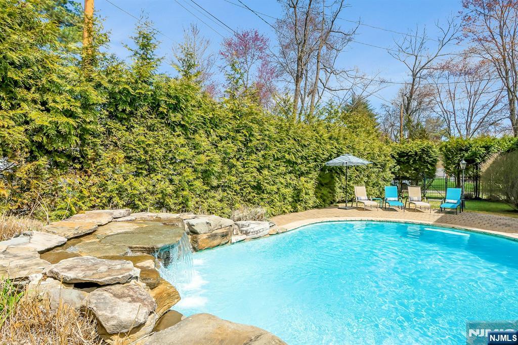 103 Ivy Lane