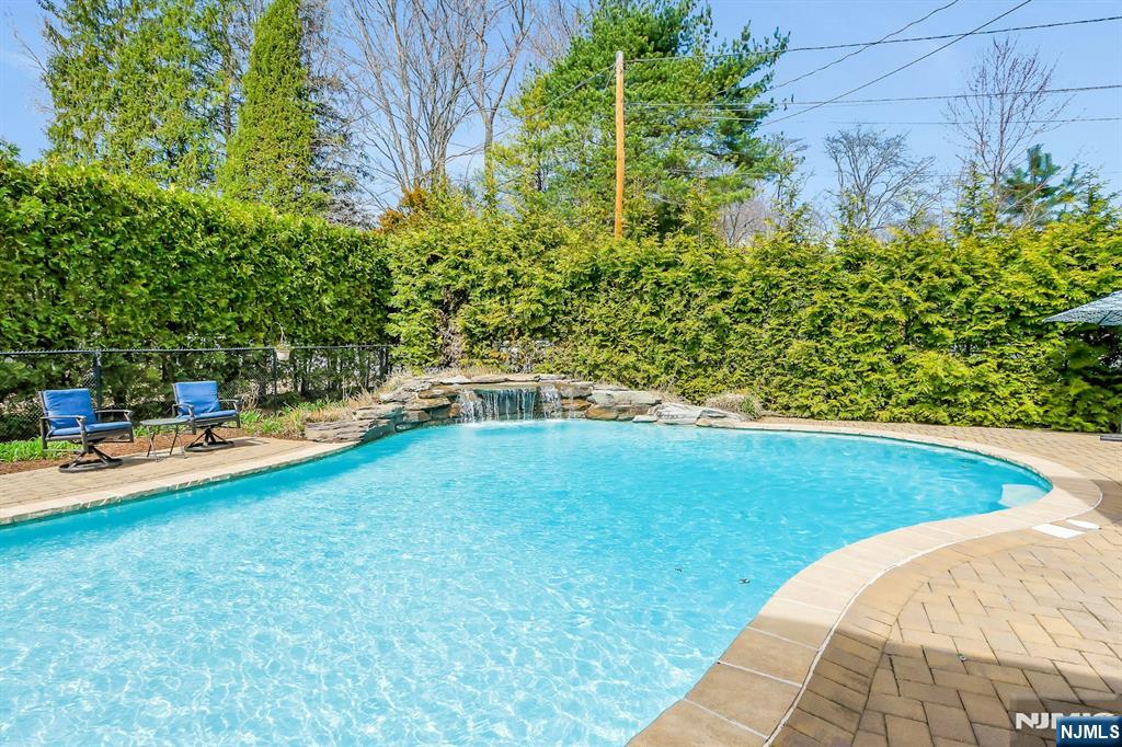 103 Ivy Lane