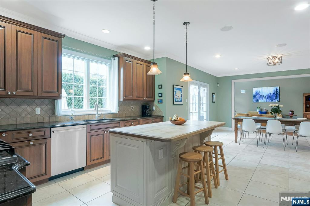 103 Ivy Lane