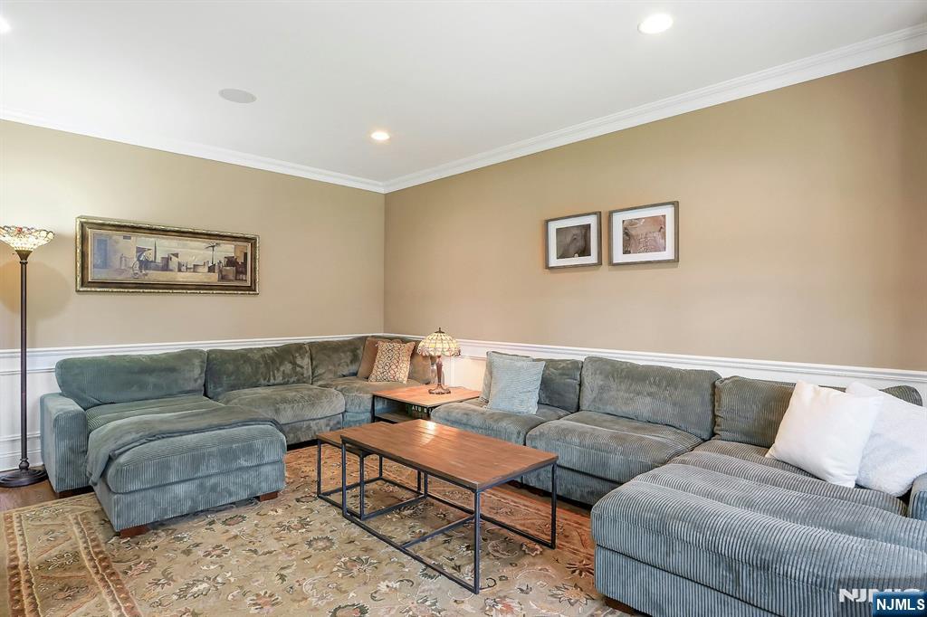 103 Ivy Lane