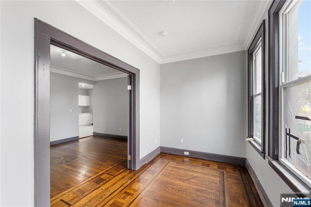 135 Tremont Avenue
