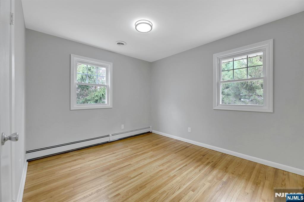 111 Moffatt Road
