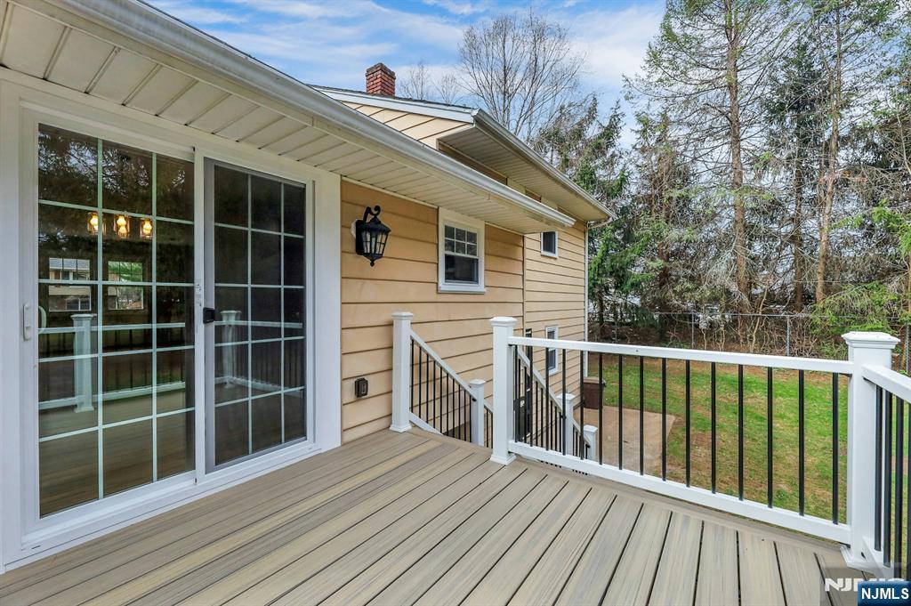 111 Moffatt Road